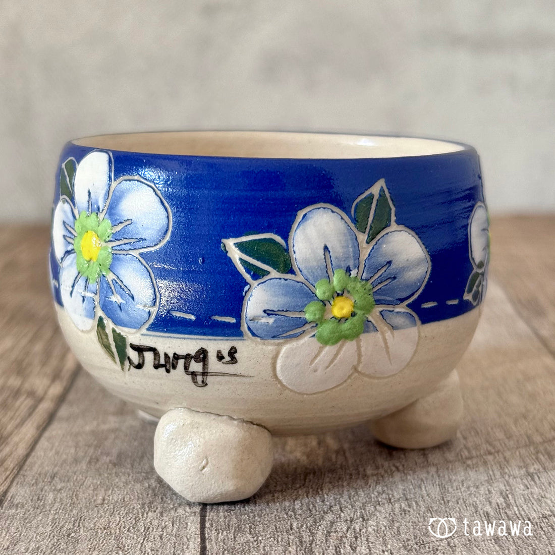 For Sale: Korean pot 236