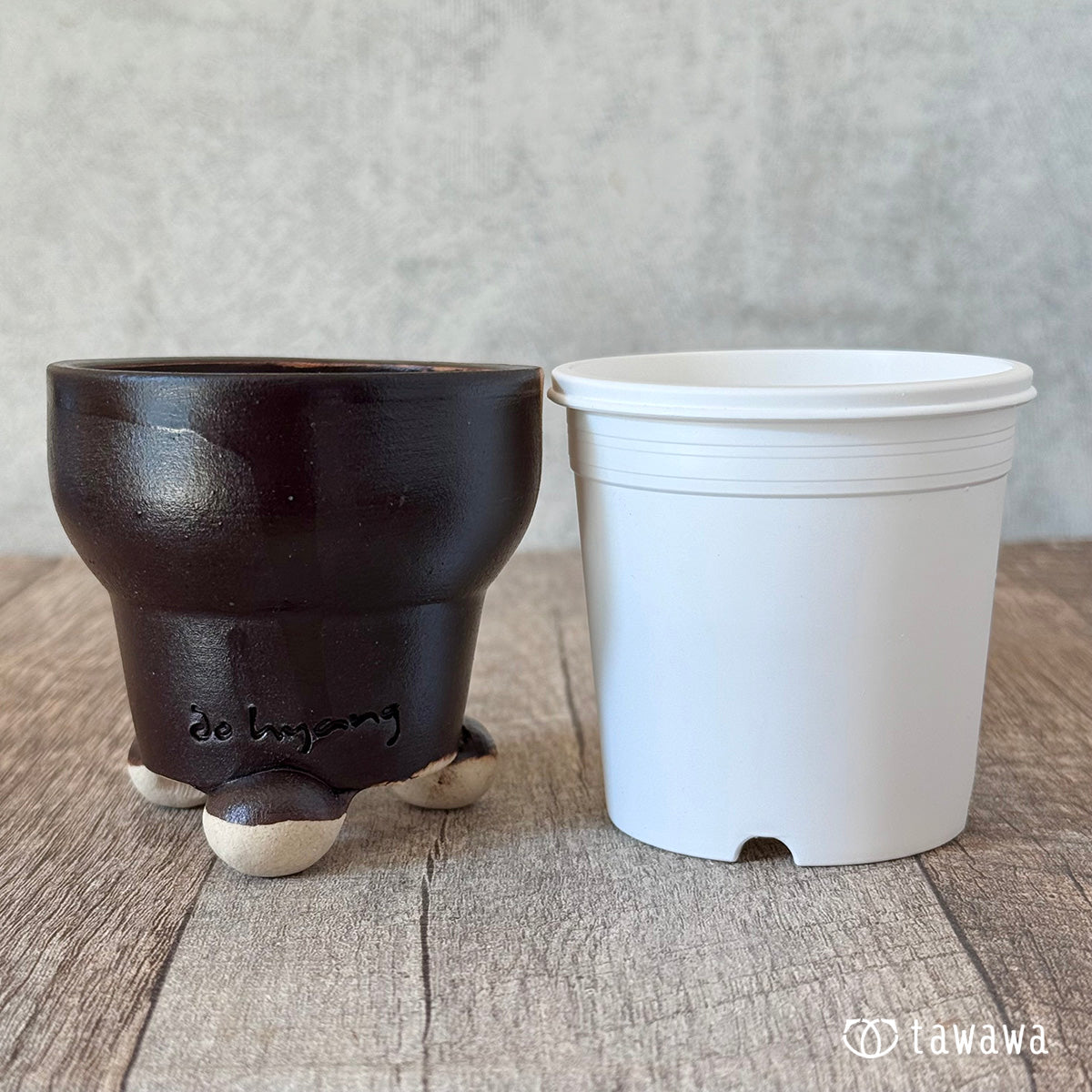 Korean pot 252 (Sold out)