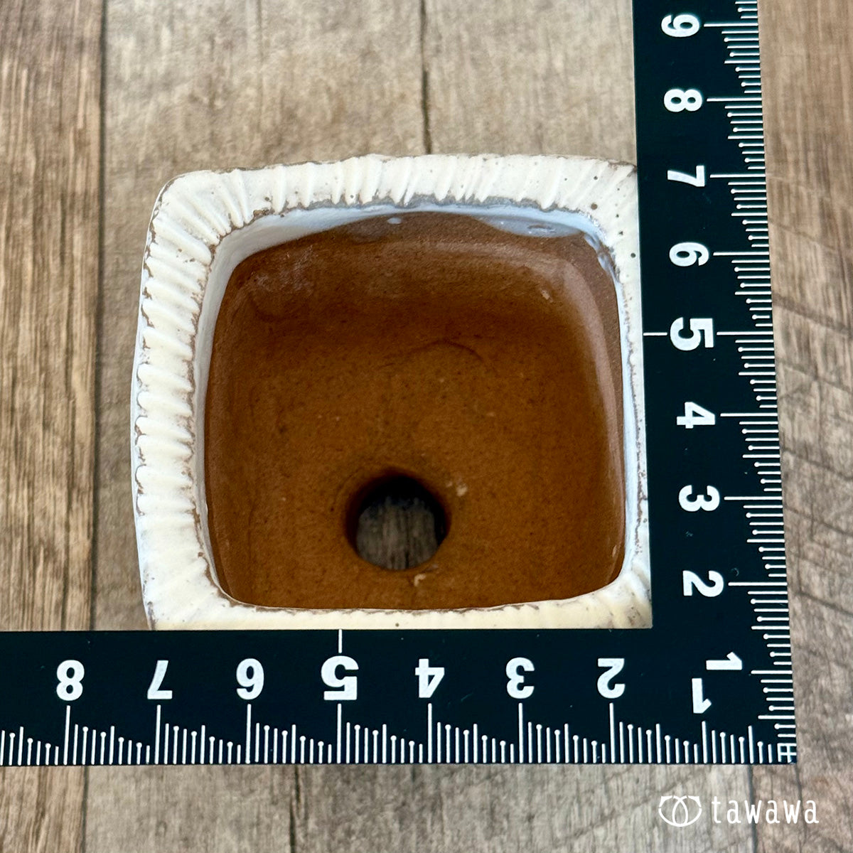 Korean pot 306 (sold out)