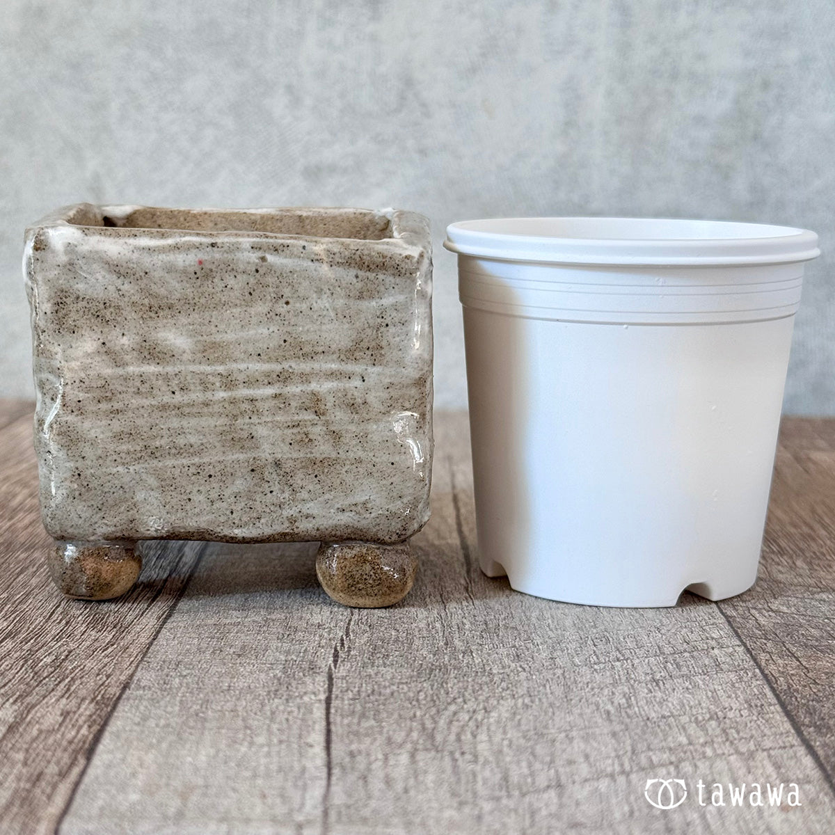 Korean pot 309 (sold out)