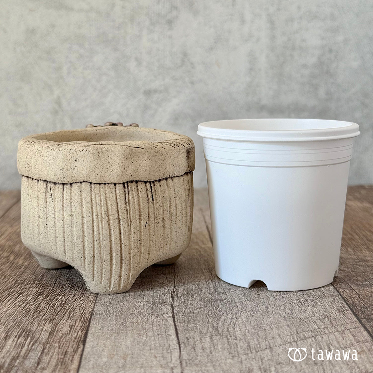 Korean pot 249 (sold out)